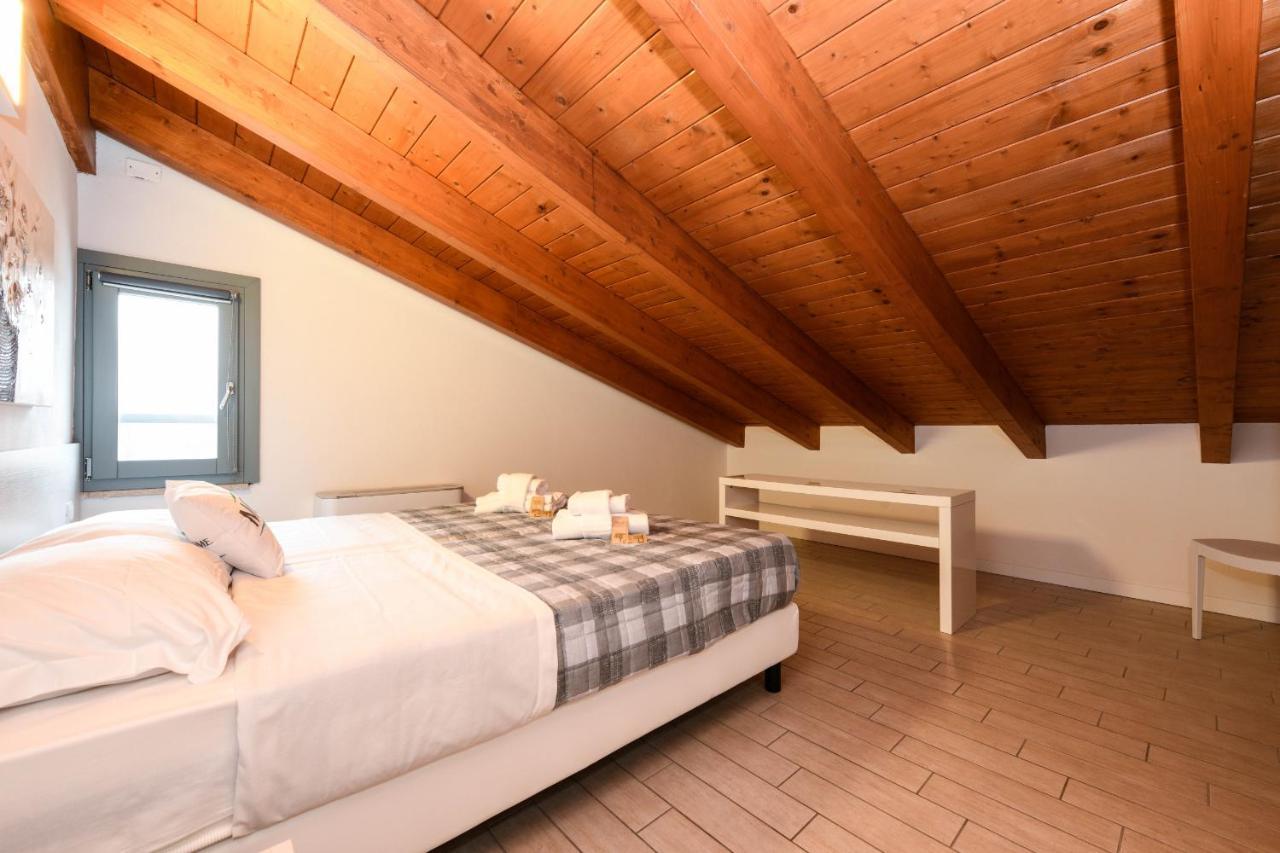 Borgo Gasparina Family Apartments Кастельнуово-дель-Гарда Экстерьер фото