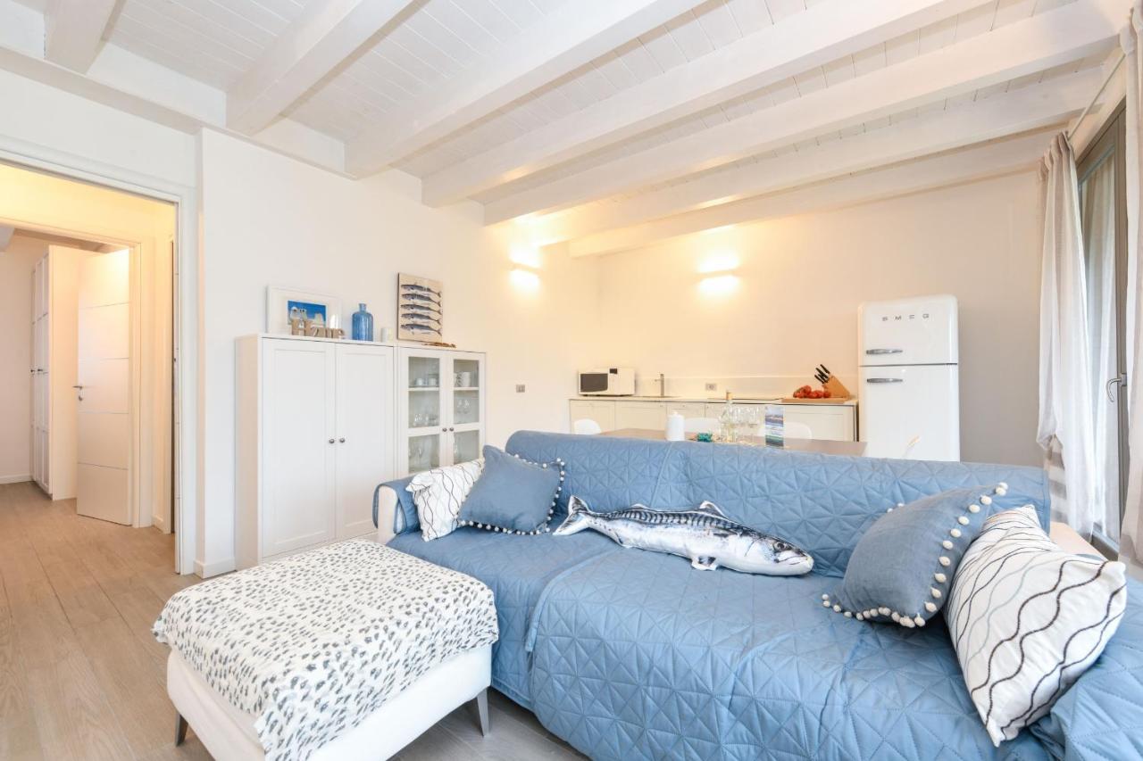 Borgo Gasparina Family Apartments Кастельнуово-дель-Гарда Экстерьер фото